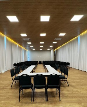 Salão de convenções montado